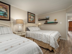 amberwaves503-20-2nd-bedroom.jpg