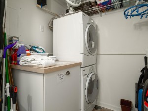 amberwaves503-22-laundry.jpg