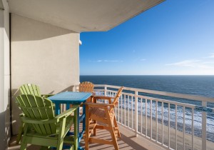 gateway1509cr-1-balcony.jpg