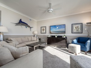 gateway1509cr-14-living-area.jpg
