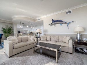 gateway1509cr-15-living-area.jpg