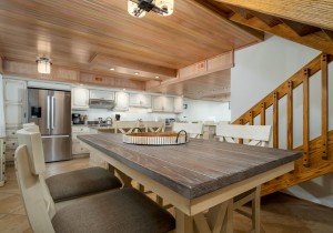 seawatch1905-16-dining-area.jpg