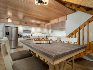 seawatch1905-16-dining-area.jpg