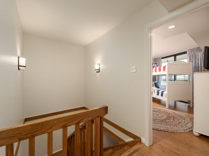 seawatch1905-21-2nd-floor-landing.jpg