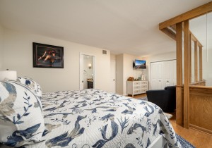 seawatch1905-28-primary-bedroom.jpg