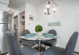 condesa302-14-dining.jpg