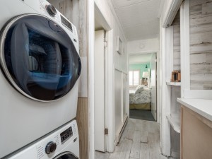 condesa302-15-laundry.jpg