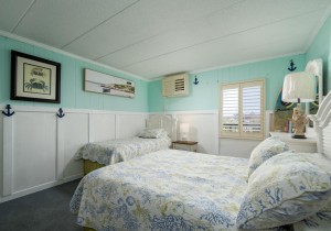 condesa302-17-bedroom.jpg