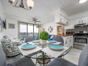 condesa302-7-open-floor-plan.jpg