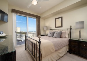 gateway213-17-bedroom-3.jpg