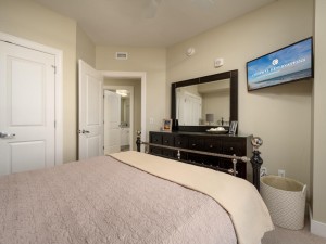 gateway213-18-bedroom-3.jpg