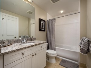 gateway213-20-bath-2.jpg