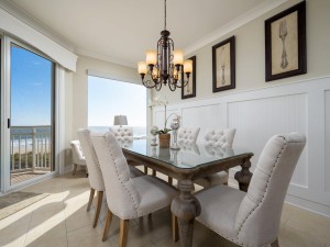 gateway213-9-dining-area.jpg