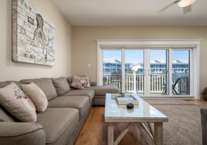 broadmarsh119e-25-living-area.jpg