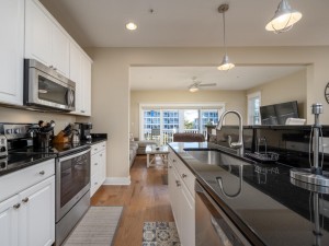 broadmarsh119e-27-kitchen.jpg