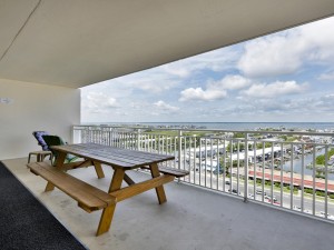 carousel1411-2-bayside-balcony.jpg