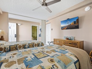 carousel1411-22-bedroom-3.jpg