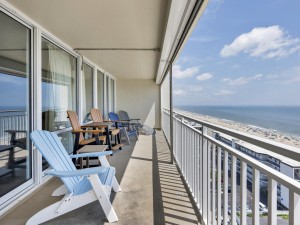 carousel1411-5-balcony-and-view.jpg