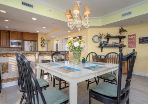 beachhouse101-19-dining.jpg