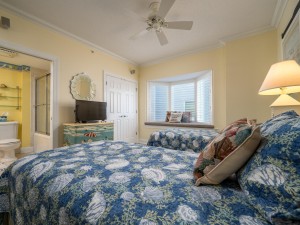 beachhouse101-28-bedroom-3.jpg