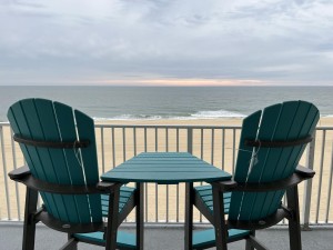 el-capitan-balcony-2-and-view.jpg
