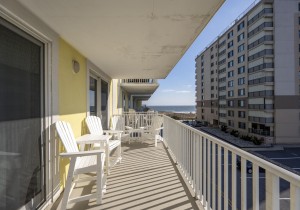 adagio307-2-new-balcony.jpg