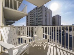 adagio307-4-new-balcony.jpg