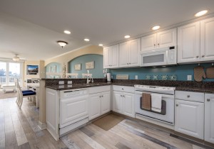 adagio307-9-kitchen.jpg