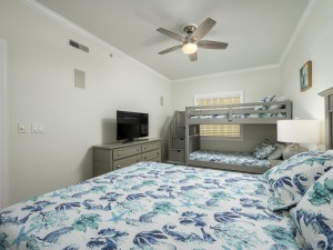 adagio202-7-new-bedroom-3.jpg