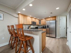 adagio305-6-kitchen.jpg