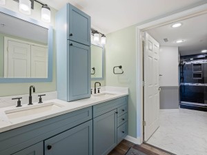 casadelmar103-15-primary-bath.jpg