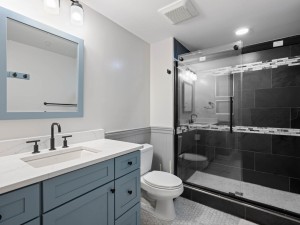 casadelmar103-21-bath-2.jpg