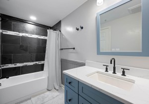 casadelmar103-22-bath-3.jpg