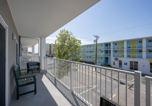 casadelmar103-3-balc.jpg