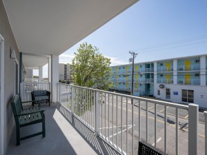 casadelmar103-3-balc.jpg