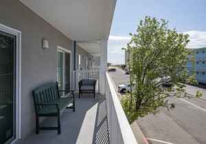 casadelmar103-4-balc.jpg
