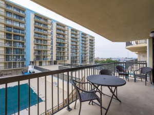 braemar314-4-balcony.jpg