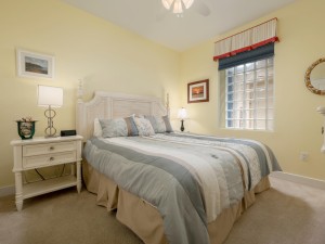 gateway214-19-bedroom-2.jpg