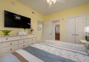 gateway214-20-bedroom-2.jpg