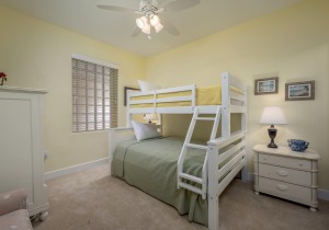 gateway214-22-bedroom-3.jpg