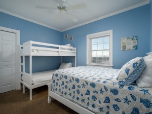 seasideretreat401-20-bedroom-3.jpg