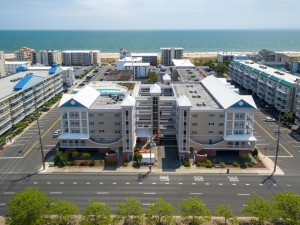 seasideretreat406-30-exterior.jpg