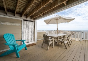 beachwalk7-16-lower-deck.jpg