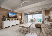 beachwalk7-18-living-area.jpg