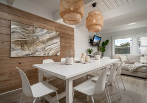 beachwalk7-22-dining-area.jpg