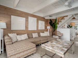 beachwalk7-24-living-area.jpg