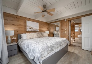 beachwalk7-28-bedroom-1.jpg