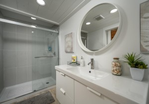 beachwalk7-30-bath.jpg