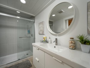 beachwalk7-30-bath.jpg