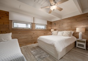 beachwalk7-31-bedroom-3.jpg
